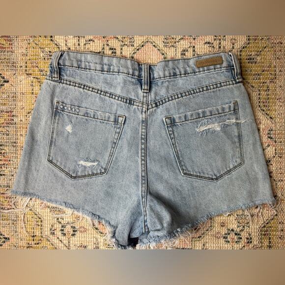 Blank NYC The Barrow Distressed Cutoff Jean Shorts Size 28 Light Denim Women’s - Picture 5 of 6